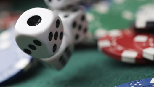 Comparing Traditional and Online Casino Experiences